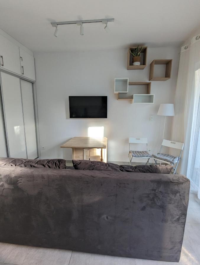 Nadmorze Wiatrakowo Apartment Tupadly Bagian luar foto